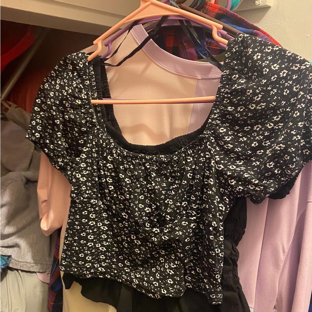 shirts - Picture 4 of 10